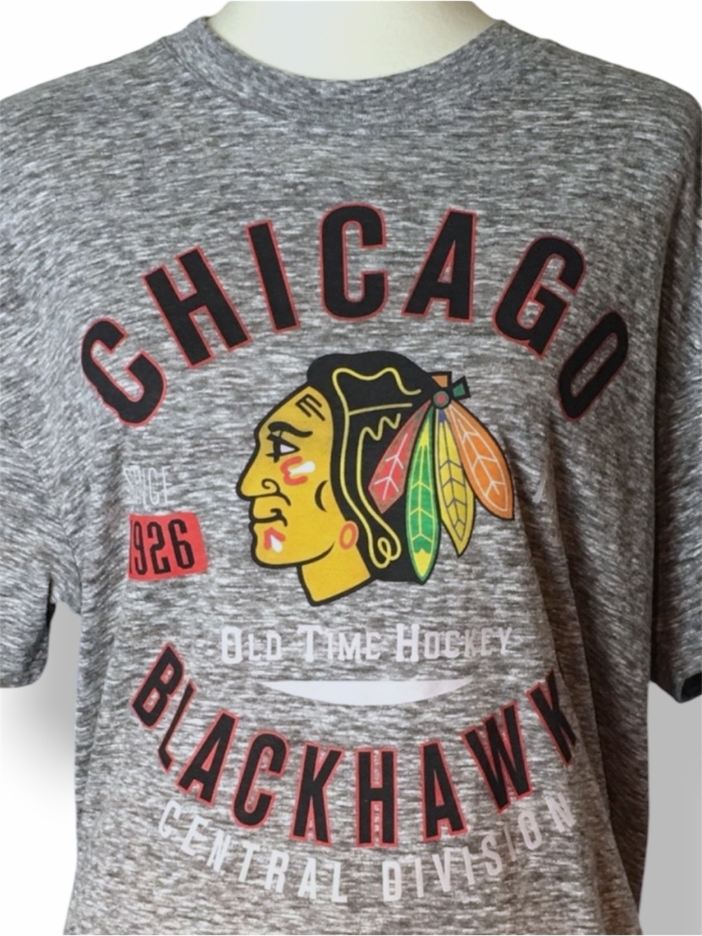 Chicago Blackhawks Old Time Hockey Heather Grey T-Shirt Large